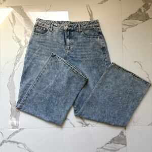 Classic Wide-Leg Women's Jeans in Faded Blue